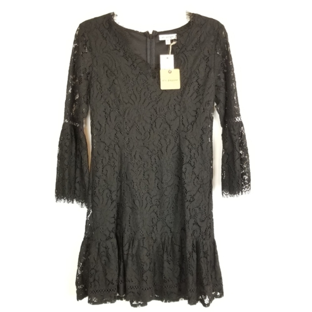 Blu Pepper S Black Lace Sheath dress Lined, Ruffled hem, back zip 3/4 sleeves